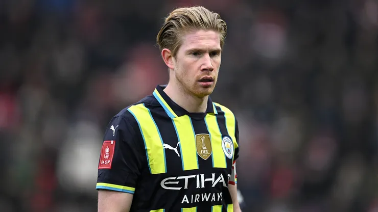 Kevin De Bruyne of Manchester City during the Emirates FA Cup Fourth Round match between Leyton Orient and Manchester City at Gaughan Group Stadium on February 08, 2025 in London, England.
