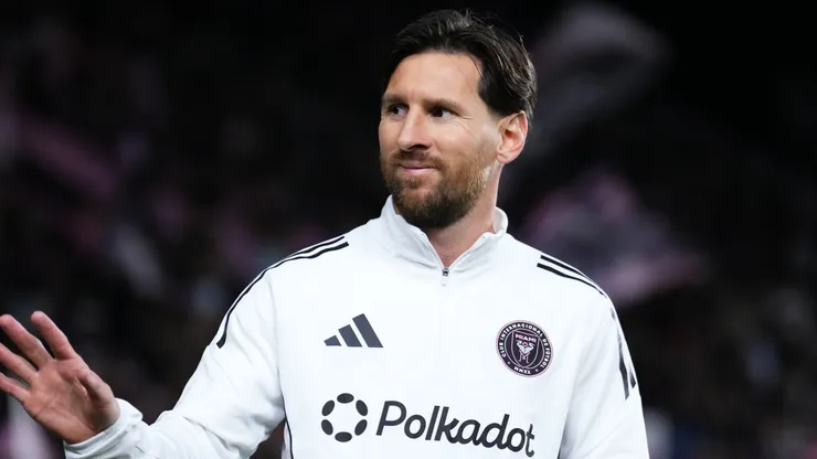 Lionel Messi #10 of Inter Miami CF warms up during the MLS match between Inter Miami CF and New York City FC at Chase Stadium on February 22, 2025 in Fort Lauderdale, Florida.