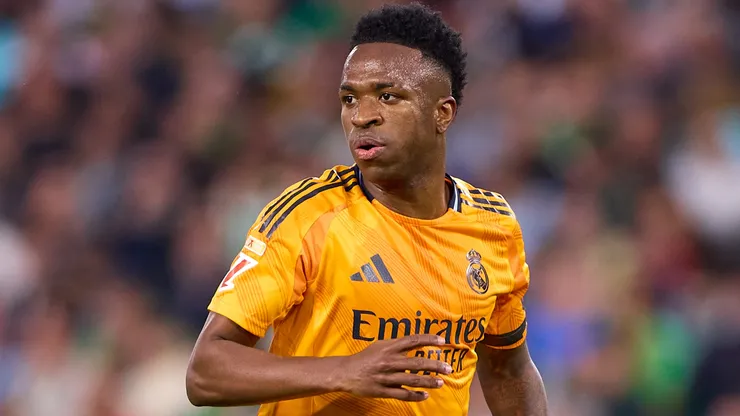 Vinicius Junior of Real Madrid looks on during the LaLiga match between Real Betis Balompie and Real Madrid CF at Estadio Benito Villamarin on March 01, 2025 in Seville, Spain.
