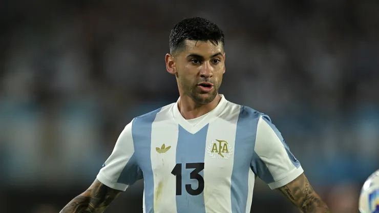 Cristian Romero of Argentina looks at the ball during the South of American FIFA World Cup 2026 Qualifier between Argentina and Brazil at Estadio Más Monumental Antonio Vespucio Liberti on March 25, 2025 in Buenos Aires, Argentina.