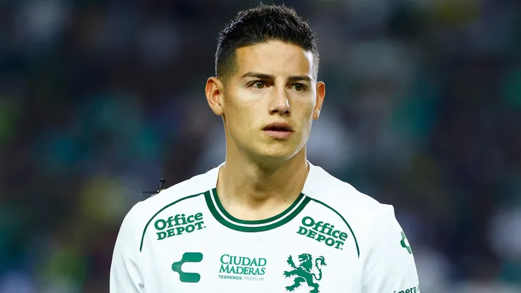 James Rodriguez of Leon looks on before the 6th round match between Leon and Toluca as part of the Torneo Clausura 2025 Liga MX at Leon Stadium on February 08, 2025 in Leon, Mexico.