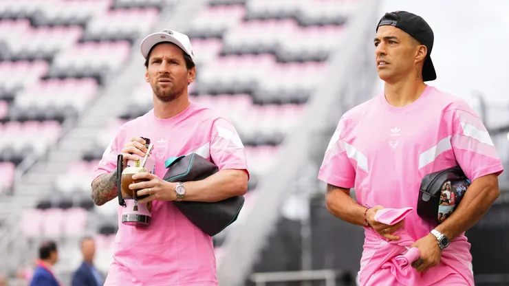 Lionel Messi #10 and Luis Suárez #9 of Inter Miami CF arrive prior to a game against the Philadelphia Union at Chase Stadium on March 29, 2025 in Fort Lauderdale, Florida.