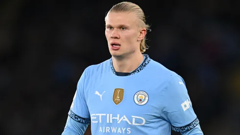 Erling Haaland of Manchester City in action during the Premier League match between Leicester City FC and Manchester City FC at The King Power Stadium on December 29, 2024 in Leicester, England.