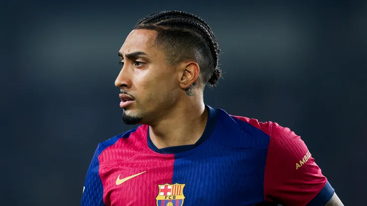 A controversial refereeing performance fueled Raphinha's anger after Barcelona's draw against Betis.