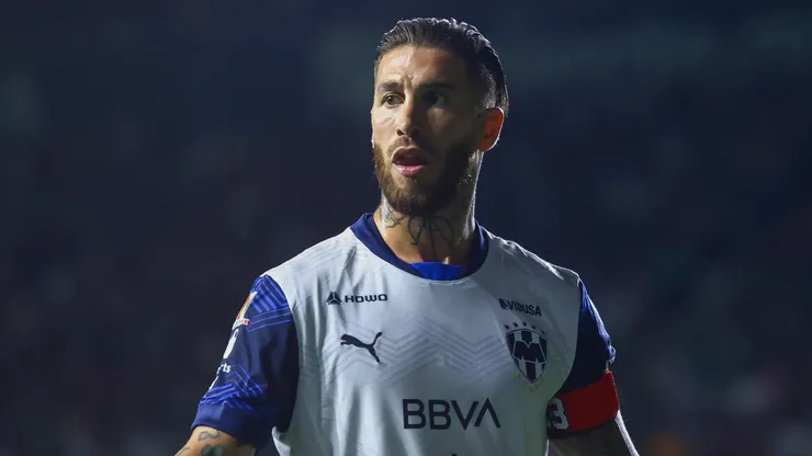 Sergio Ramos of Leon looks on during the 17th round match between Leon and Monterrey as part of the Torneo Clausura 2025 Liga MX at Leon Stadium on April 20, 2025 in Leon, Mexico.
