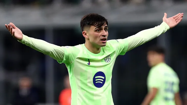 Pedri of FC Barcelona reacts during the UEFA Champions League 2024/25 Semi Final Second Leg match between FC Internazionale Milano and FC Barcelona at Giuseppe Meazza Stadium on May 06, 2025 in Milan, Italy.