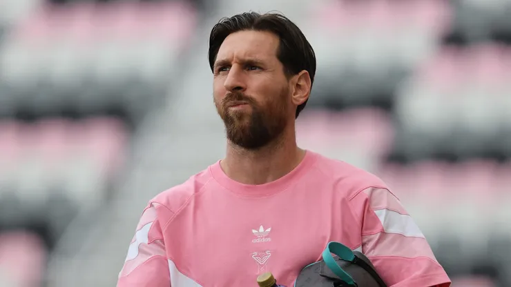 Lionel Messi #10 of Inter Miami CF arrives prior to the MLS match between Inter Miami CF and New York Red Bulls at Chase Stadium on May 03, 2025 in Fort Lauderdale, Florida.