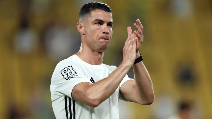 Cristiano Ronaldo of Al Nassr applauds the fans during the warm up prior to the Saudi Pro League match between Al Nassr and Al Ittihad at Al-Awwal Park on May 07, 2025 in Riyadh, Saudi Arabia.
