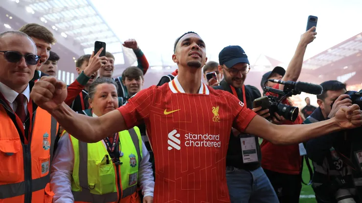 Despite his success at Leverkusen, Jeremie Frimpong is reportedly keen on returning to England.