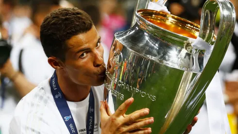 Cristiano Ronaldo of Real Madrid kisses the Champions League trophy