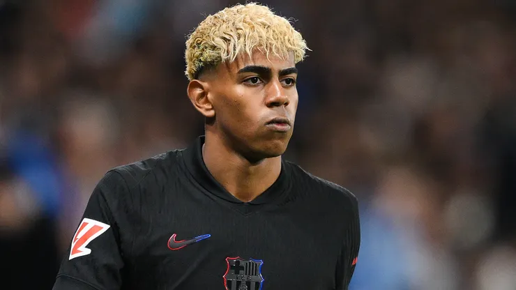 Lamine Yamal of FC Barcelona looks on during the LaLiga match between RCD Espanyol de Barcelona and FC Barcelona at RCDE Stadium on May 14, 2025 in Barcelona, Spain.