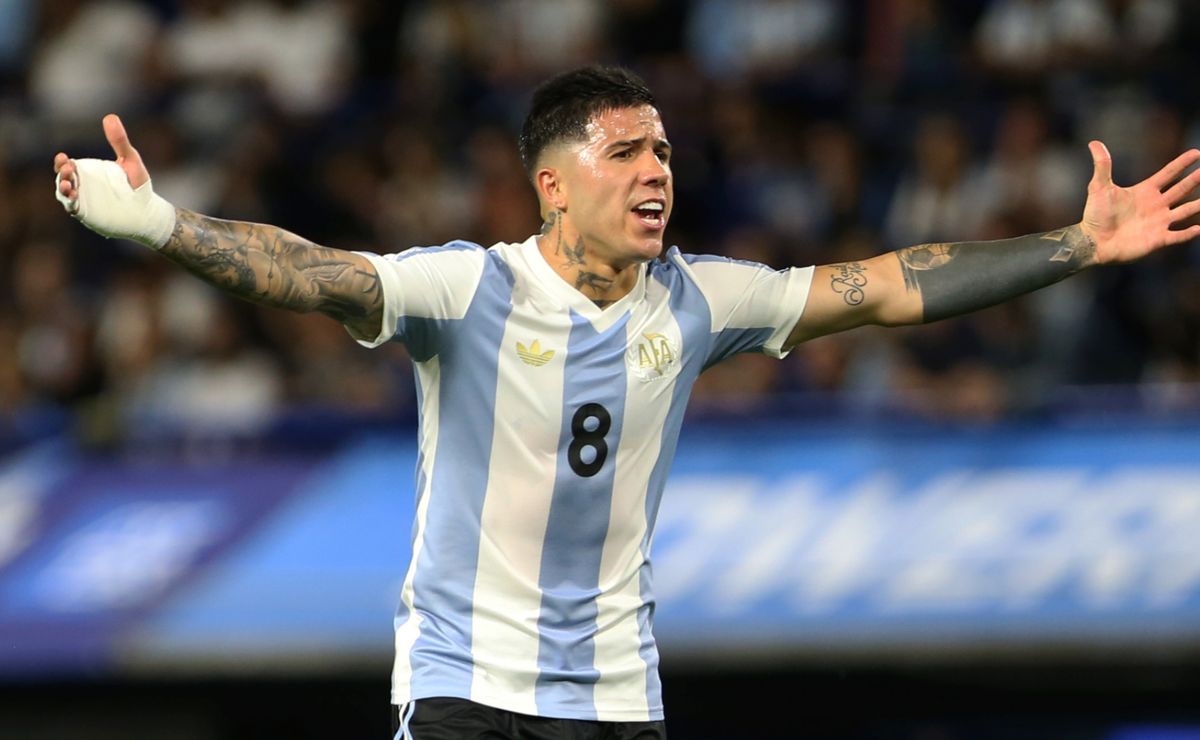 Video: Enzo Fernandez sent off for Argentina after reckless kick