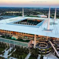 Carmen Mandato/Getty Images