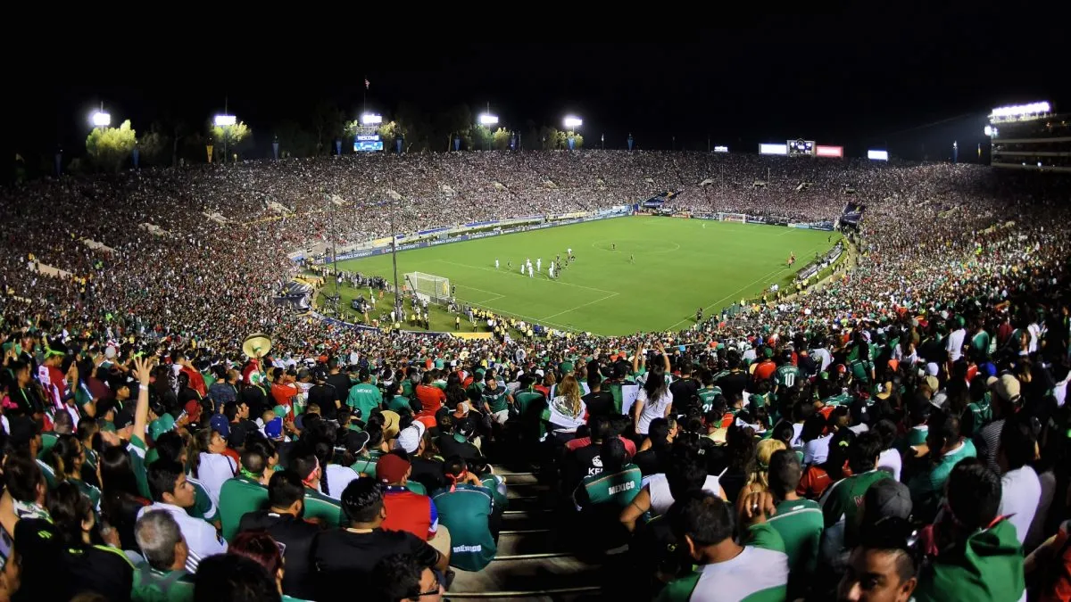 A general view of the field during the 2017 FIFA Confederations Cup Qualifier at Rose Bowl on October 10, 2015. (Source: Jonathan Moore/Getty Images)
