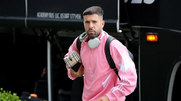 Despite initial hopes, Jordi Alba won’t start against Porto.