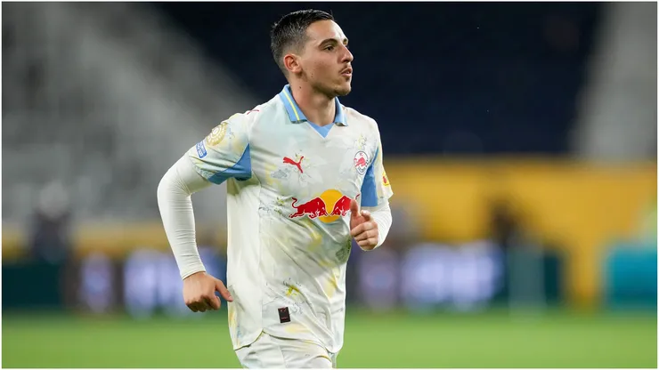 Oscar Gloukh of FC Salzburg