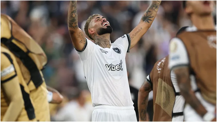 Botafogo player Alexander Barboza