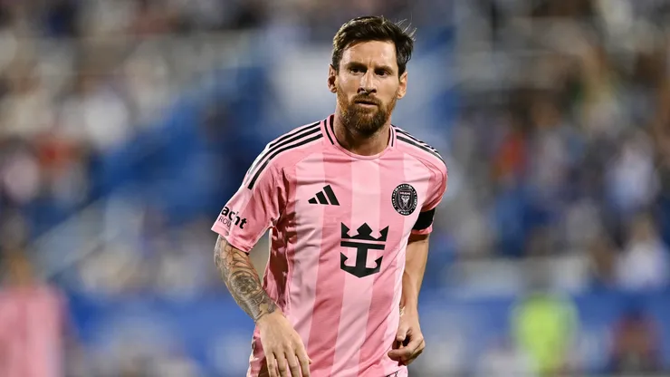 Messi’s availability remains uncertain, as the coaching staff evaluates the physical condition of each player on a daily basis.