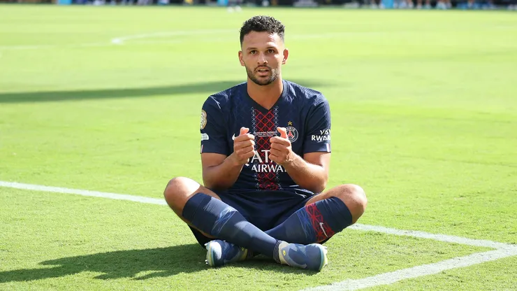 Luis Enrique praised Ramos for playing “with his heart,” highlighting the emotional weight behind his performance.