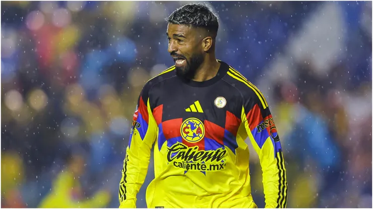 Rodrigo Aguirre of America