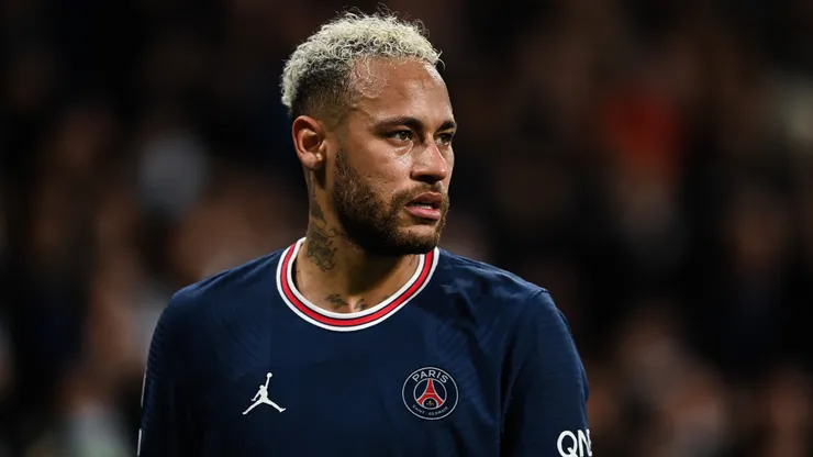 Neymar of Paris Saint-Germain looks on during the UEFA Champions League Round Of Sixteen Leg Two match between Real Madrid and Paris Saint-Germain at Estadio Santiago Bernabeu on March 09, 2022 in Madrid, Spain.