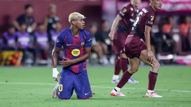 Barcelona defeated Vissel Kobe 3–1 in their preseason debut, with goals from Eric Garcia, debutant Roony Bardghji, and academy product Dro Fernández.