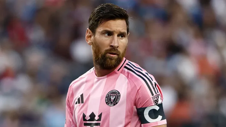 Lionel Messi #10 of Inter Miami FC uring the game against the New England Revolution at Gillette Stadium on July 9, 2025 in Foxborough, Massachusetts.