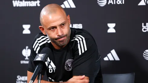 Javier Mascherano revealed he spoke directly with Messi, noting the injury isn’t serious.