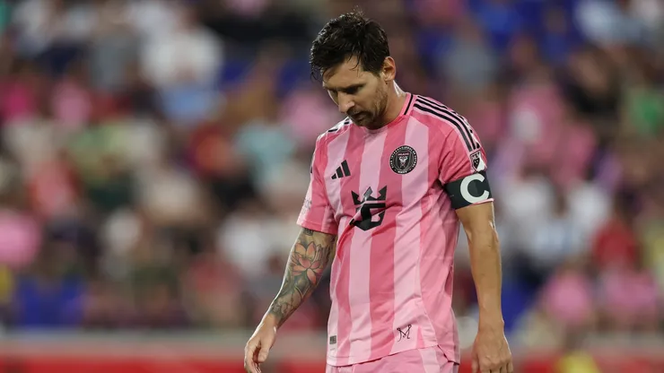 In Messi’s absence, Luis Suárez is expected to lead the attack, potentially alongside Tadeo Allende. Federico Redondo may also slot into midfield to provide balance.