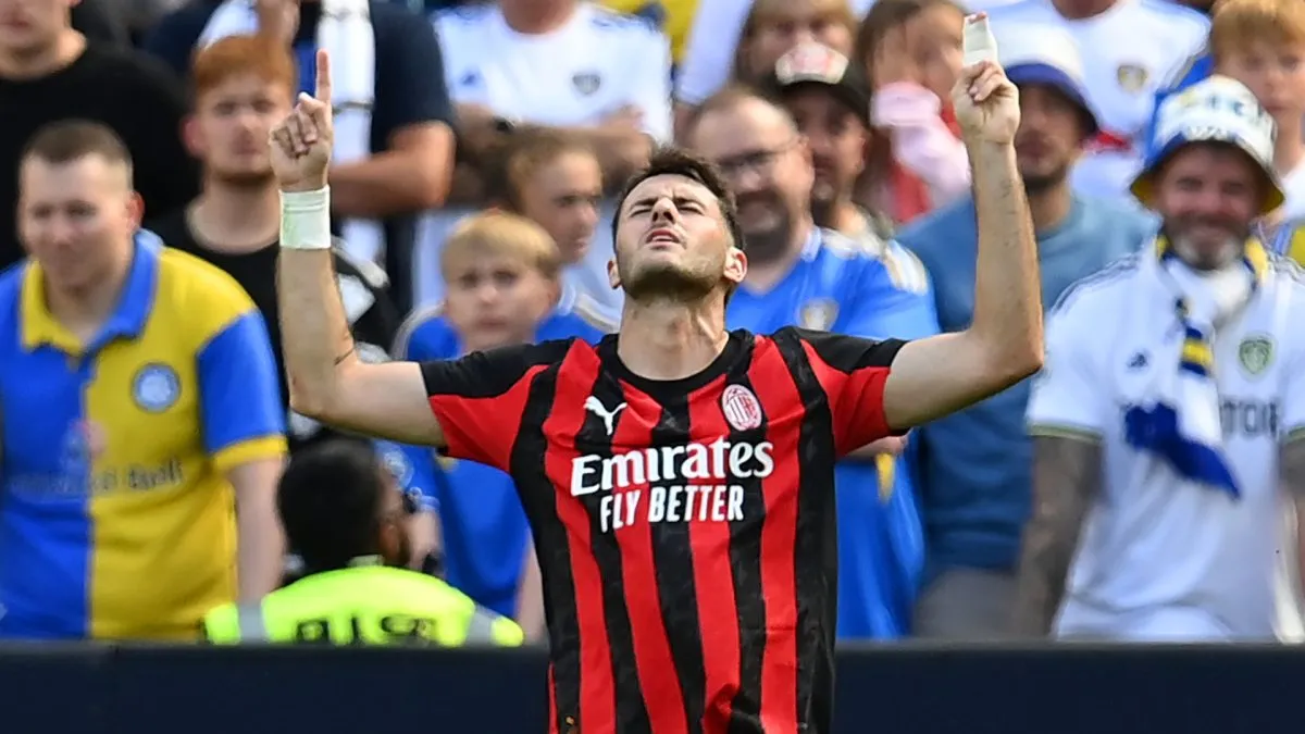 santiago gimenez milan