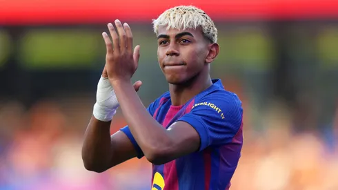 Lamine Yamal of FC Barcelona is presented to the fans prior to the Joan Gamper Trophy match between FC Barcelona and Como1907 at Estadi Johan Cruyff on August 10, 2025 in Barcelona, Spain.