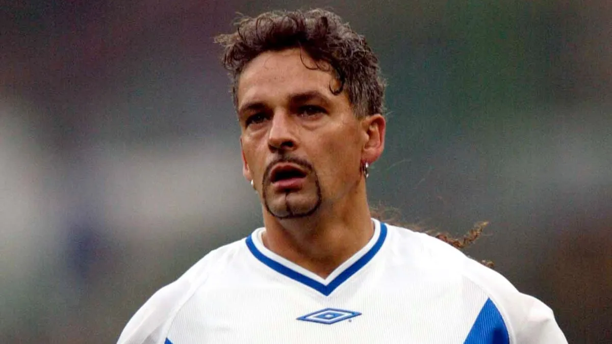 Roberto Baggio of Brescia in action during the Serie A match between Inter Milan and Brescia, played at the ‘Giuseppe Meazza’ San Siro Stadium, Milan, Italy on December 1, 2002. (Source: Grazia Neri/Getty Images)