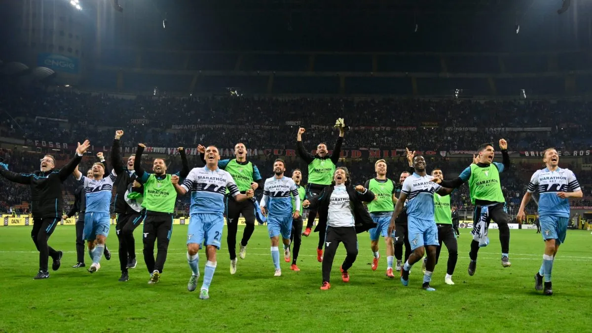 SS Lazio player celebrates their victory after the TIM Cup match between AC Milan and SS Lazio at Stadio Giuseppe Meazza on April 24, 2019. (Source: Marco Rosi/Getty Images)