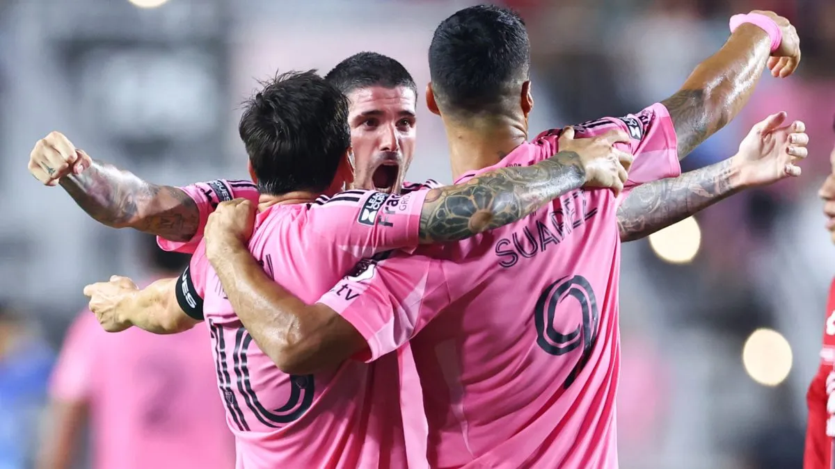 messi suarez de paul