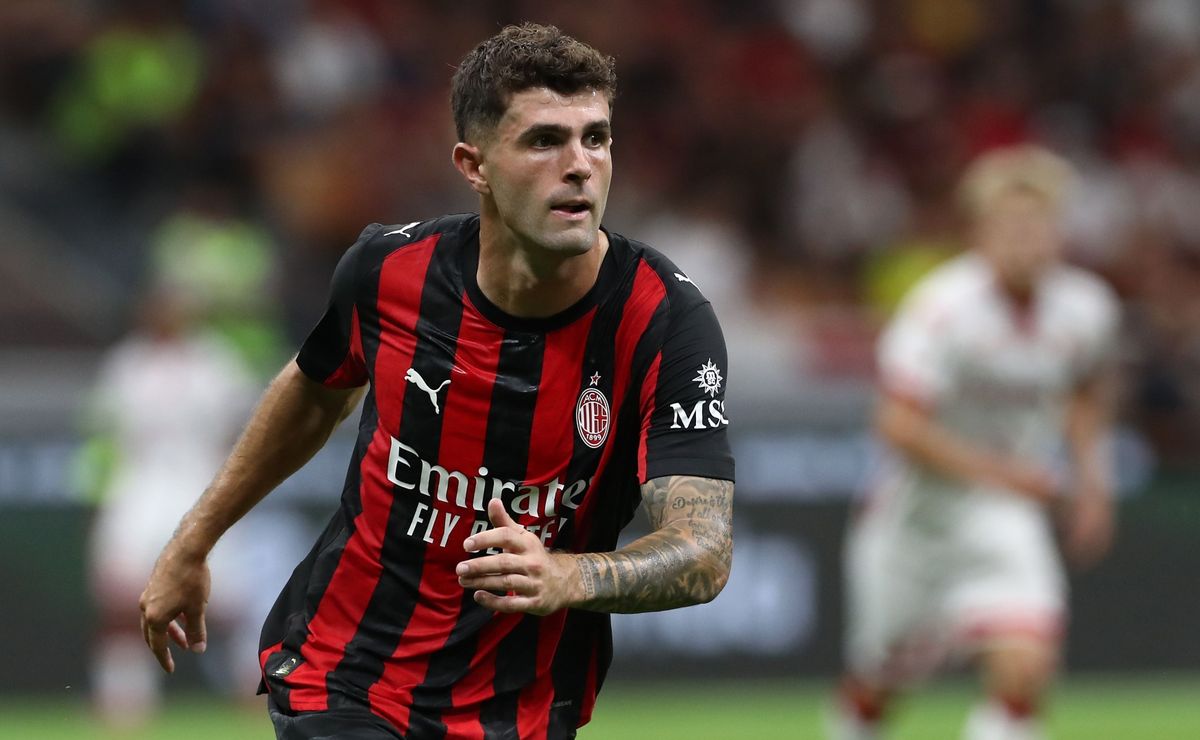 Christian Pulisic Signs New AC Milan Contract Through 2031