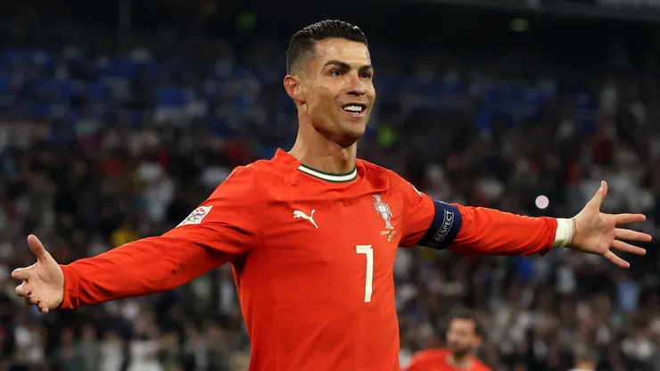 If he plays in 2026, Ronaldo would compete at 41 years old, showcasing his extraordinary longevity and discipline at the elite level of international soccer.
