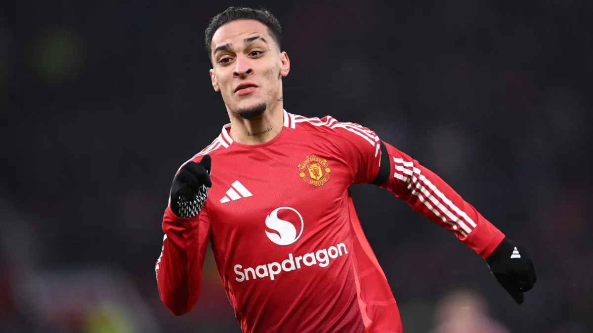 Manchester United player Antony in action during the Premier League match between Manchester United FC and Brighton & Hove Albion FC at Old Trafford on January 19, 2025 in Manchester, England.