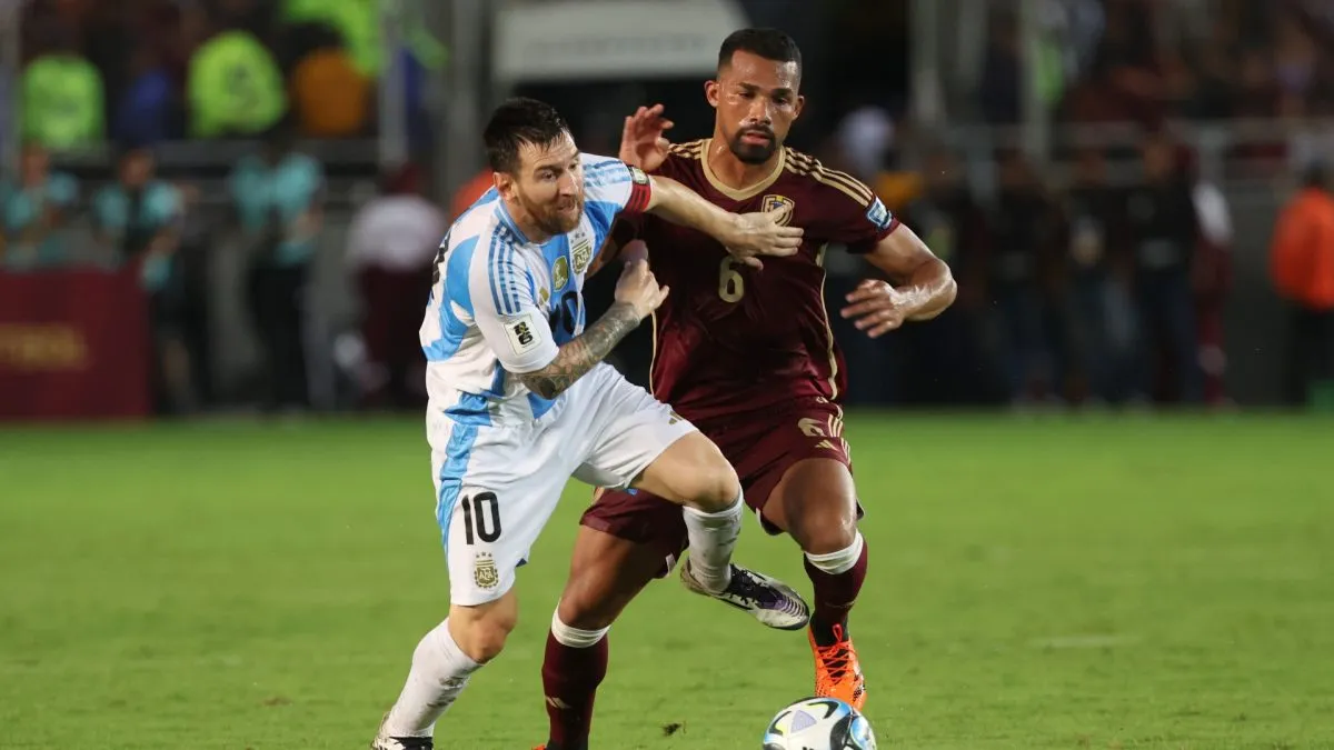 The last match between Argentina and Venezuela ended 1–1 in Caracas.