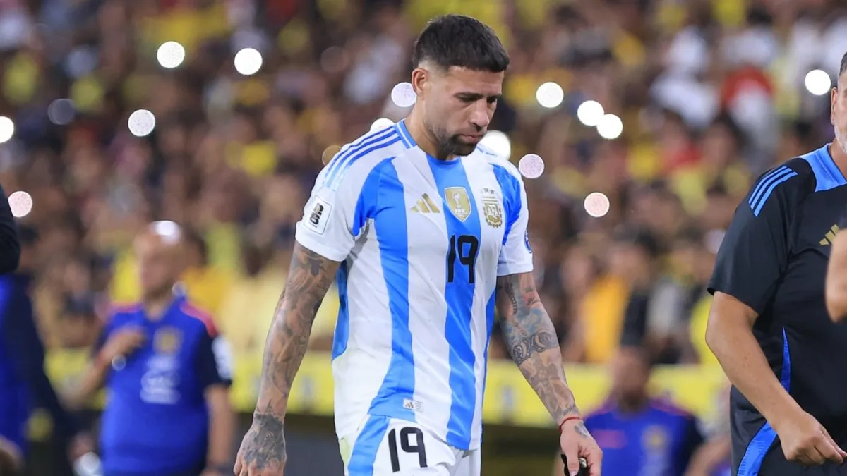 Nicolas Otamendi of Argentina leaves the pitch after being sent off during the South American FIFA World Cup 2026 Qualifier match between Ecuador and Argentina at Estadio Monumental Isidro Romero Carbo on September 09, 2025 in Guayaquil, Ecuador.