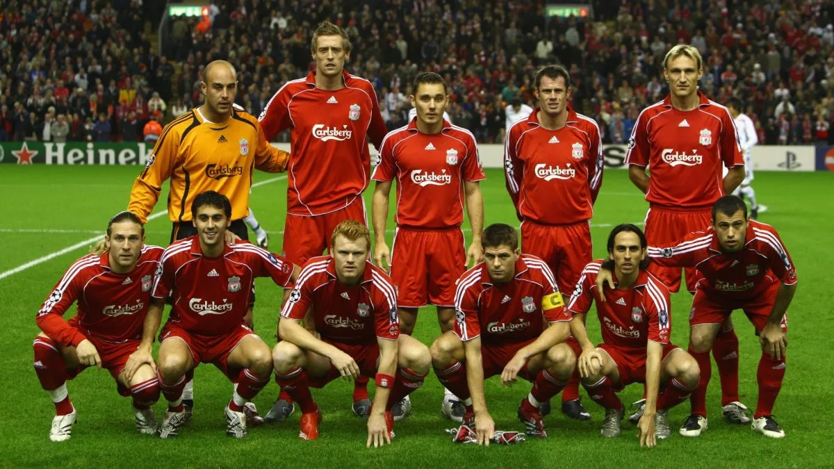 The Liverpool players line up for a team photo prior to the UEFA Champions League Group A match in 2007. (Source: Laurence Griffiths/Getty Images)