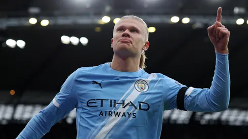 Erling Haaland of Manchester City celebrates scoring his team's second goal during the Premier League match between Manchester City and Manchester United at Etihad Stadium on September 14, 2025 in Manchester, England.