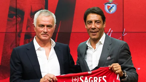 SL Benfica president Rui Costa (R) unveils Jose Mourinho (L) as new head coach.