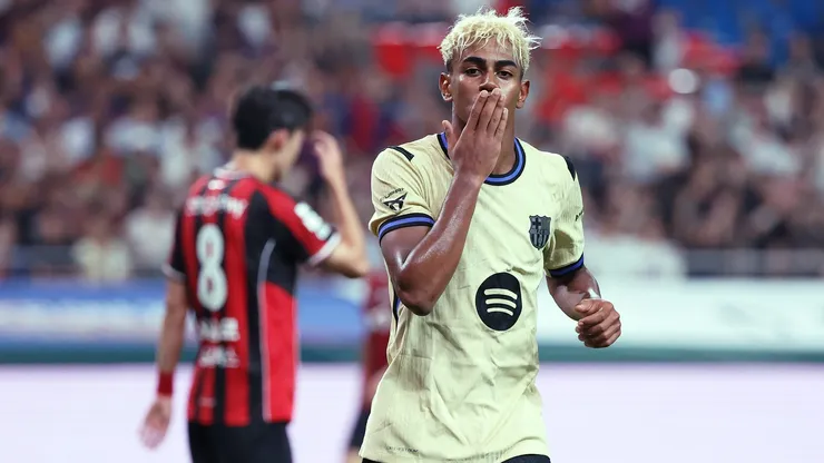 Reigning winner Rodri has openly backed Yamal, saying he hopes a Spanish player takes the award again, keeping the Ballon d’Or “at home” for another year.