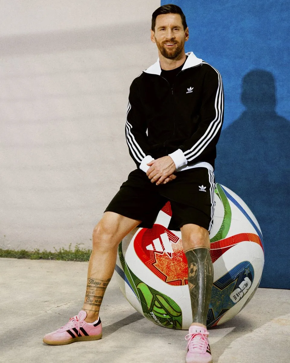 Lionel Messi with 2026 World Cup ball TRIONDA.