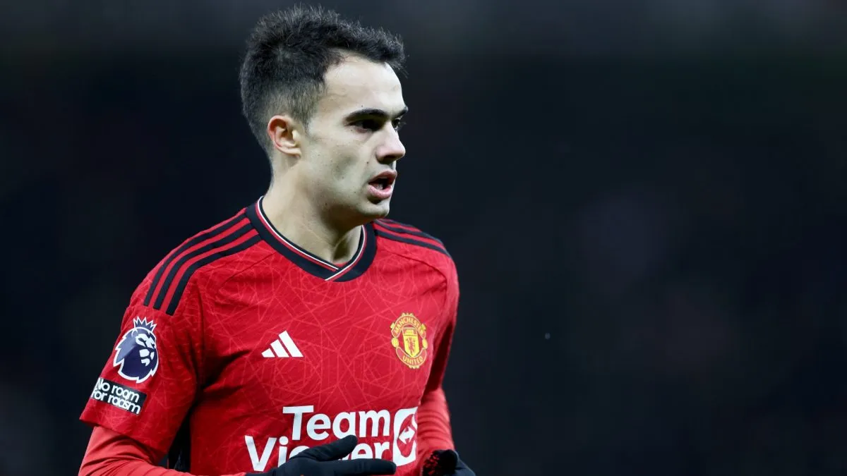 Sergio Reguilon playing for Manchester United.