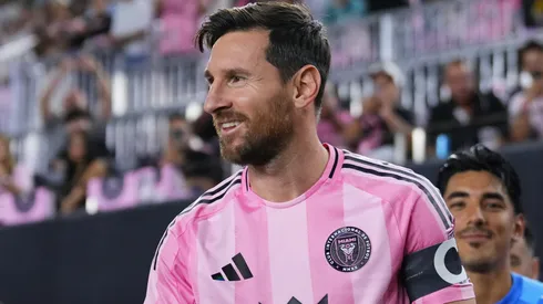Lionel Messi #10 of Inter Miami CF enters the pitch.