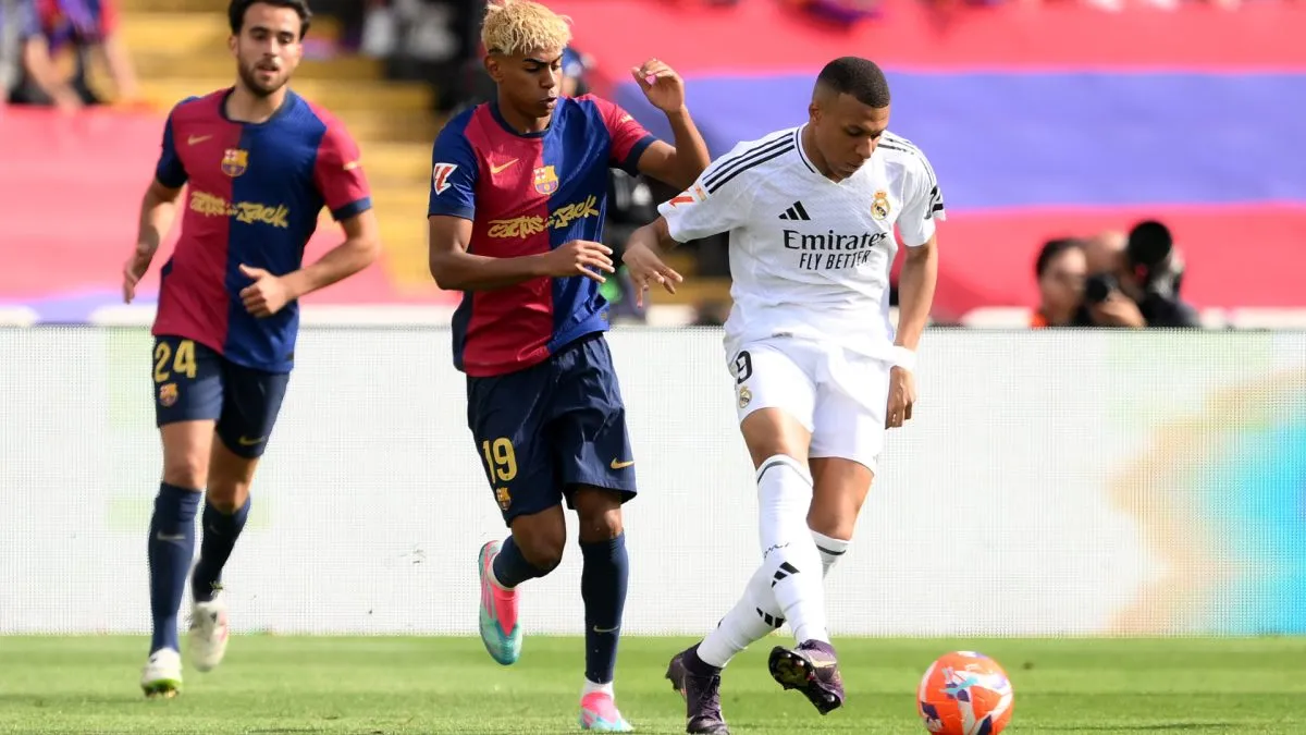 Real Madrid's Kylian Mbappe and Barcelona's Lamine Yamal