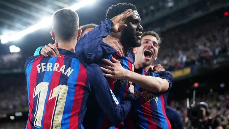 Franck Kessie of FC Barcelona celebrates after scoring the team's second goal.