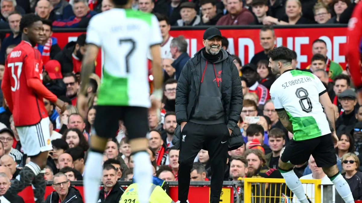 Jurgen Klopp in a game vs Manchester United