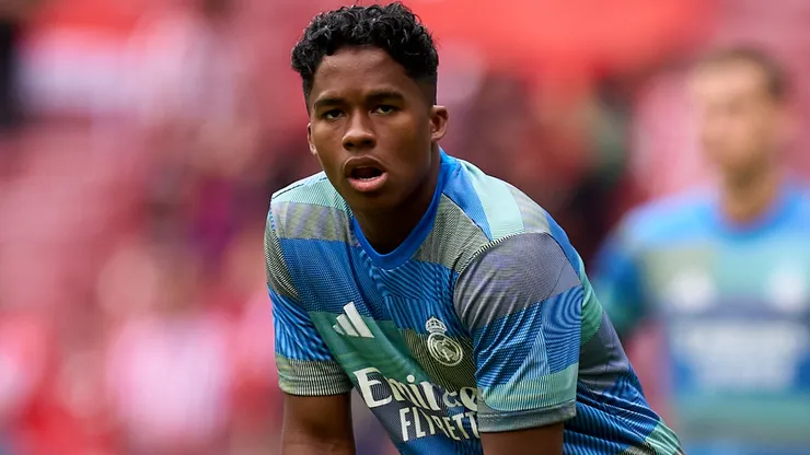 Endrick of Real Madrid warms up prior to the LaLiga EA Sports game.